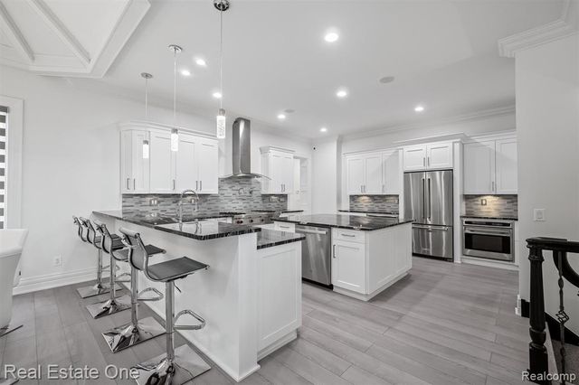 1343 Orchard Ridge Road, Bloomfield Hills, MI 48304