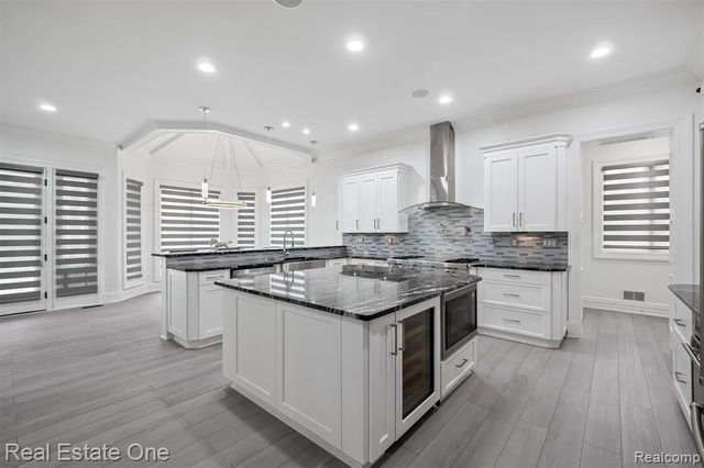 1343 Orchard Ridge Road, Bloomfield Hills, MI 48304