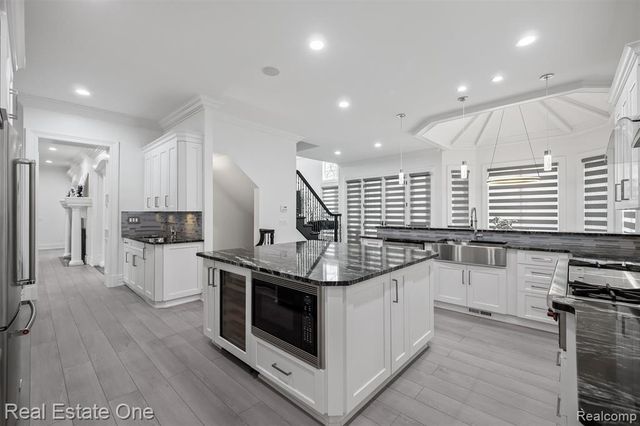 1343 Orchard Ridge Road, Bloomfield Hills, MI 48304