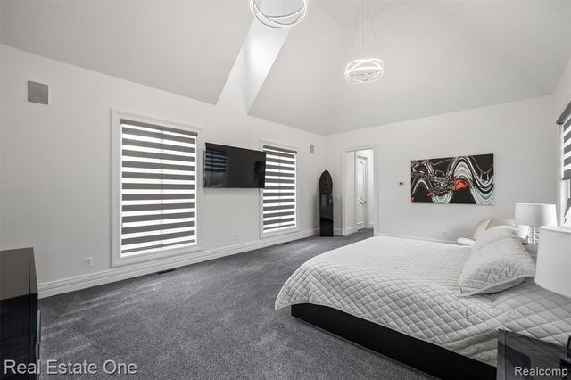 1343 Orchard Ridge Road, Bloomfield Hills, MI 48304