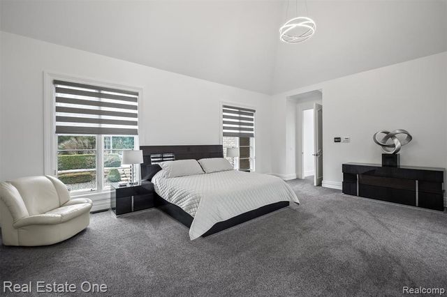 1343 Orchard Ridge Road, Bloomfield Hills, MI 48304