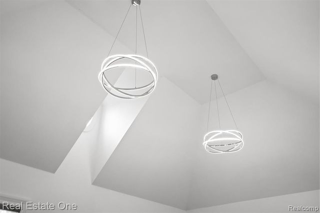 1343 Orchard Ridge Road, Bloomfield Hills, MI 48304