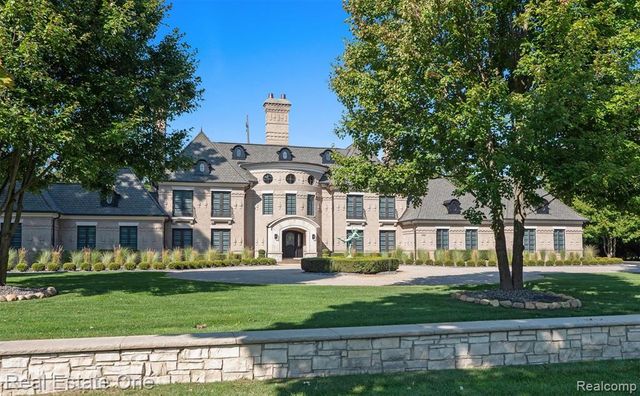 1343 Orchard Ridge Road, Bloomfield Hills, MI 48304