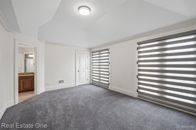 1343 Orchard Ridge Road, Bloomfield Hills, MI 48304