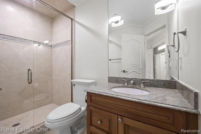 1343 Orchard Ridge Road, Bloomfield Hills, MI 48304