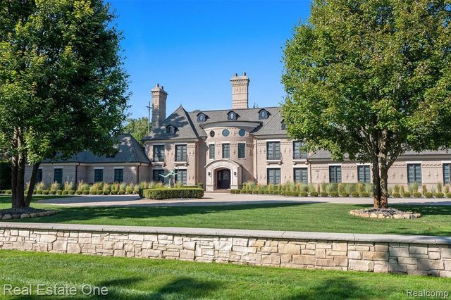 1343 Orchard Ridge Road, Bloomfield Hills, MI 48304