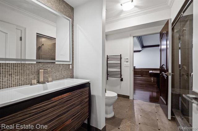 1343 Orchard Ridge Road, Bloomfield Hills, MI 48304