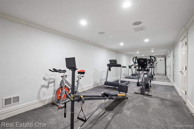 1343 Orchard Ridge Road, Bloomfield Hills, MI 48304