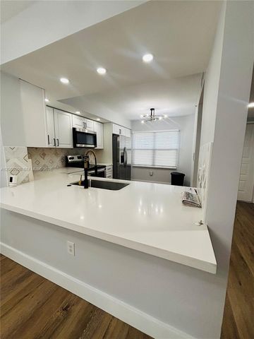 701 SW 142nd Ave 108S, Pembroke Pines, FL 33027
