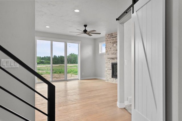 N8872 GALWAY LANE, Menasha, WI 54952