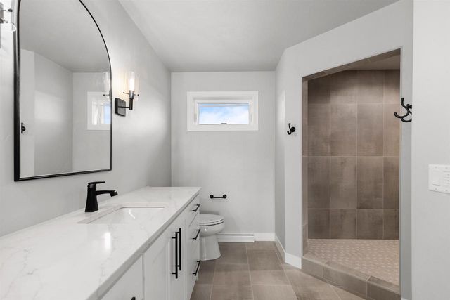 N8872 GALWAY LANE, Menasha, WI 54952