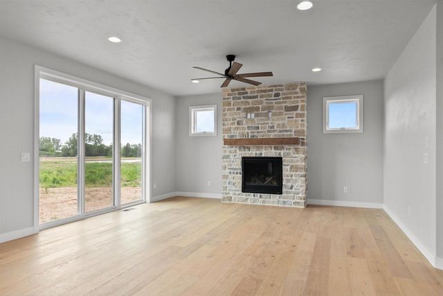 N8872 GALWAY LANE, Menasha, WI 54952