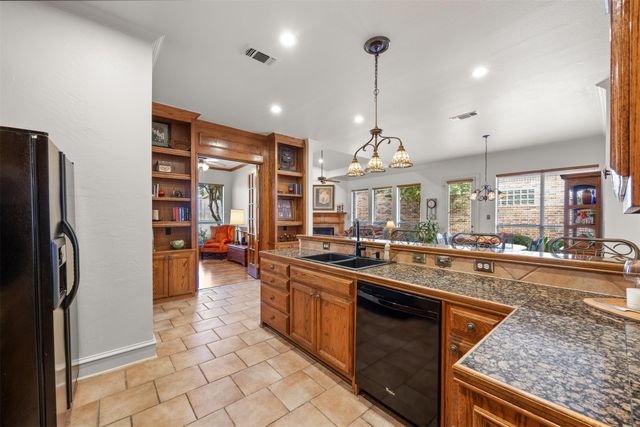 1516 Hackett Creek Drive, Mckinney, TX 75072