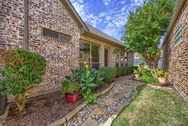 1516 Hackett Creek Drive, Mckinney, TX 75072