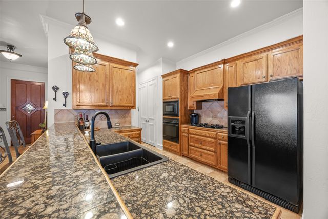 1516 Hackett Creek Drive, Mckinney, TX 75072