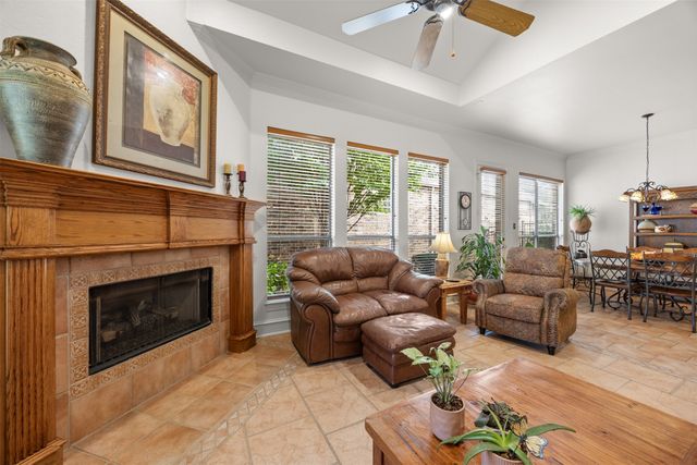 1516 Hackett Creek Drive, Mckinney, TX 75072