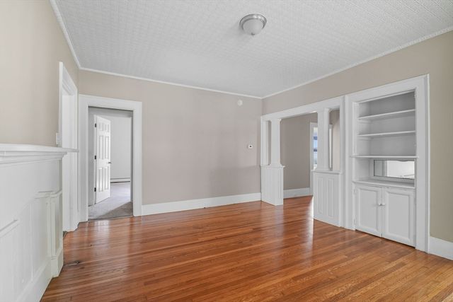 221 East St, Chicopee, MA 01020