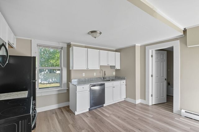 221 East St, Chicopee, MA 01020