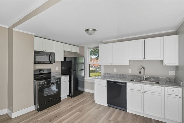 221 East St, Chicopee, MA 01020