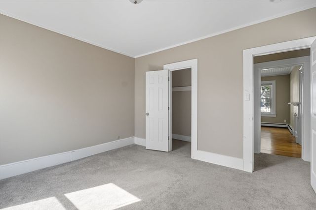 221 East St, Chicopee, MA 01020