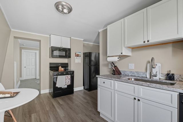 221 East St, Chicopee, MA 01020