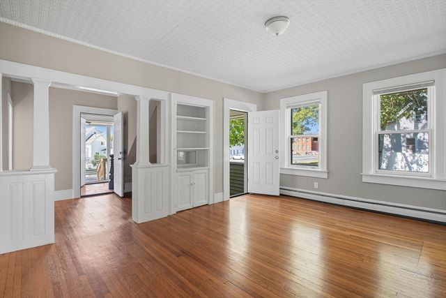221 East St, Chicopee, MA 01020