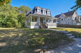 221 East St, Chicopee, MA 01020