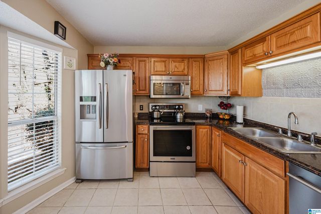 915 RICH ROAD, Birmingham, AL 35215