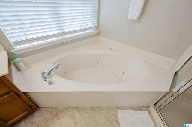 915 RICH ROAD, Birmingham, AL 35215