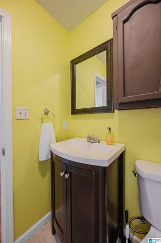 915 RICH ROAD, Birmingham, AL 35215