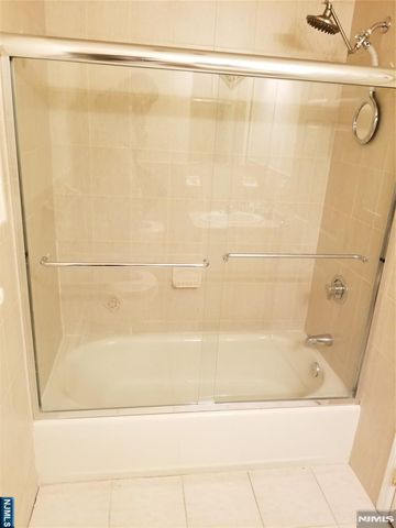393 Washington Avenue, Cliffside Park, NJ 07010