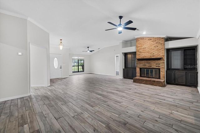157 AMBERGATE COURT, Debary, FL 32713