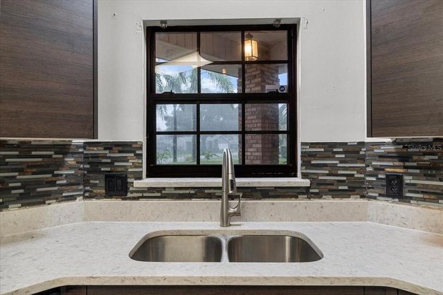 157 AMBERGATE COURT, Debary, FL 32713