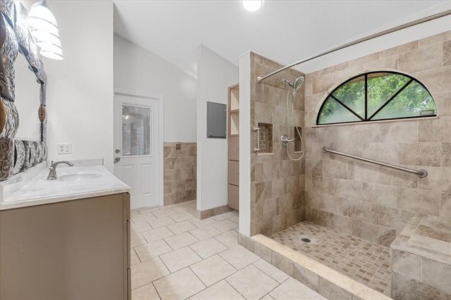 157 AMBERGATE COURT, Debary, FL 32713