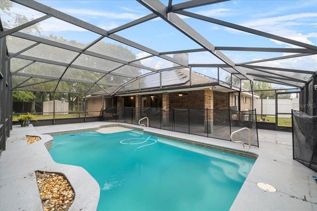 157 AMBERGATE COURT, Debary, FL 32713