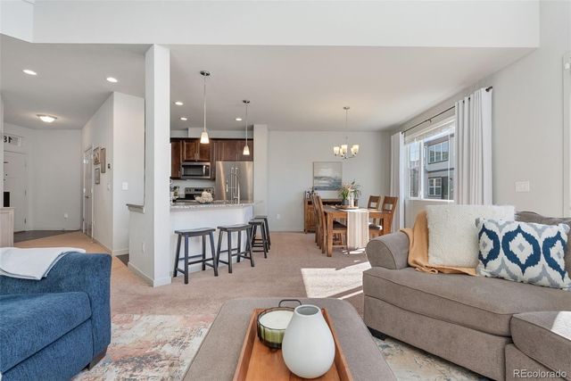 1827 S Helena, Aurora, CO 80017