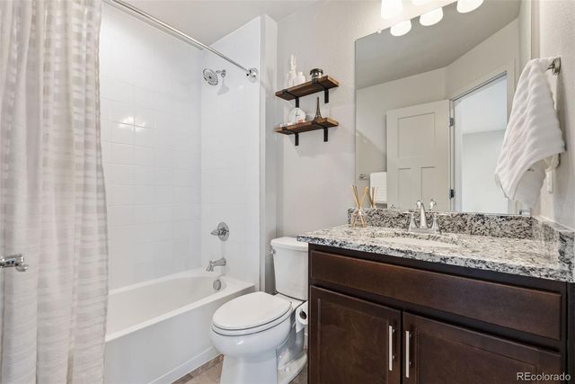 1827 S Helena, Aurora, CO 80017