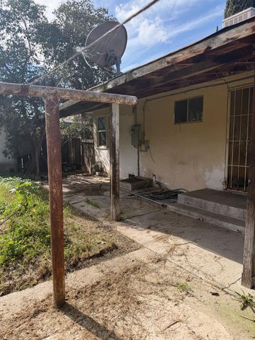 40284 Ralph Road, Cutler, CA 93615