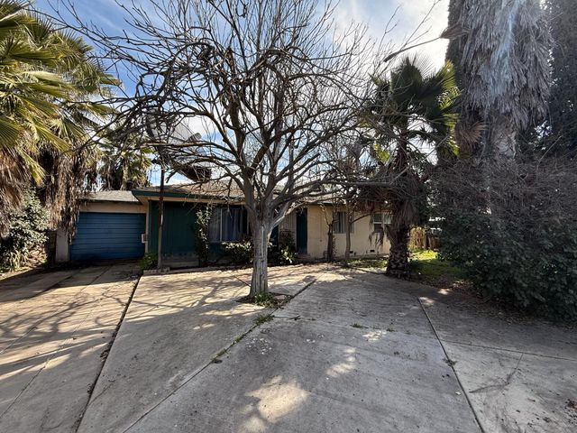 40284 Ralph Road, Cutler, CA 93615