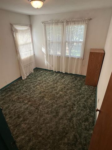 40284 Ralph Road, Cutler, CA 93615