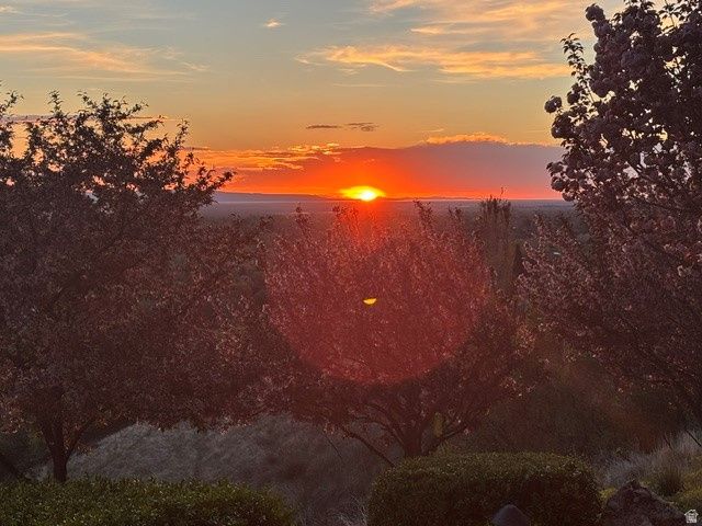 1391 N COMPTON RD, Farmington, UT 84025