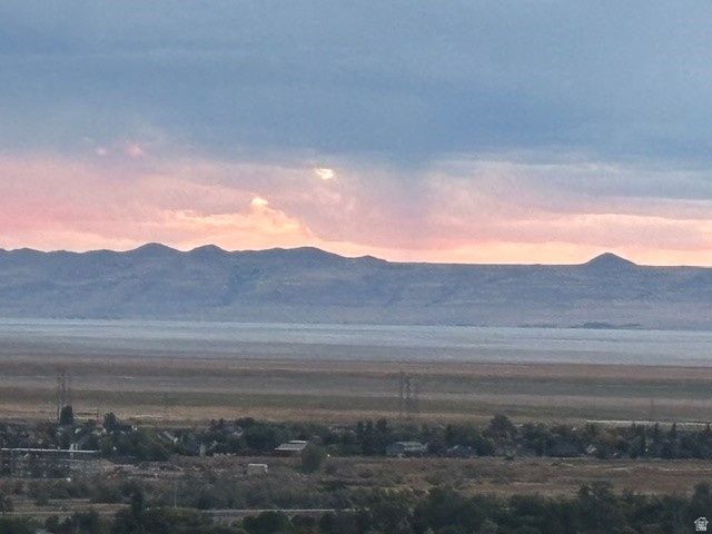 1391 N COMPTON RD, Farmington, UT 84025