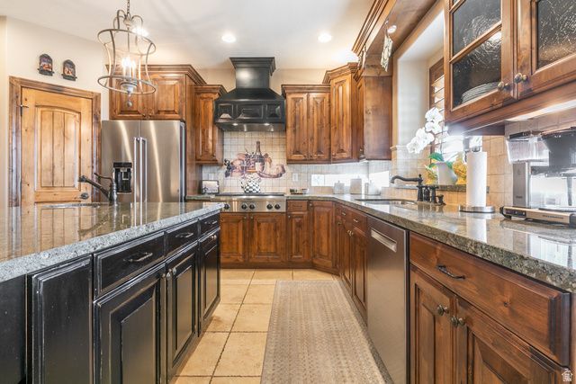 1391 N COMPTON RD, Farmington, UT 84025