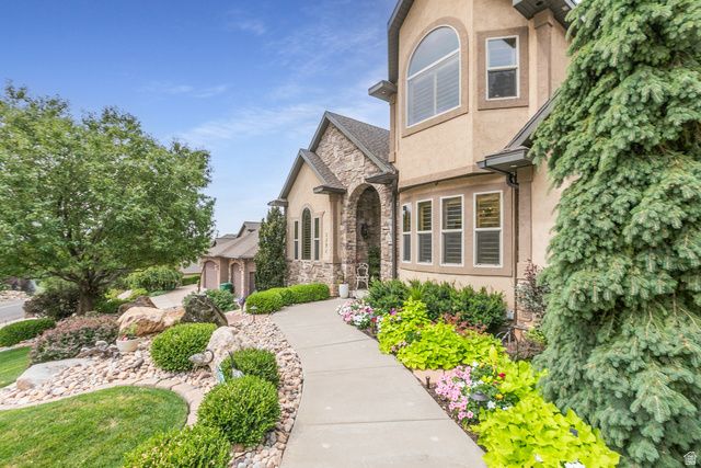 1391 N COMPTON RD, Farmington, UT 84025