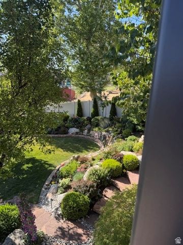1391 N COMPTON RD, Farmington, UT 84025
