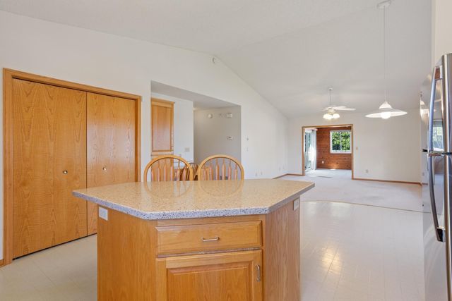 745 Sterling Court, Mahtomedi, MN 55115