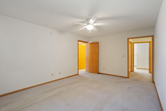 745 Sterling Court, Mahtomedi, MN 55115