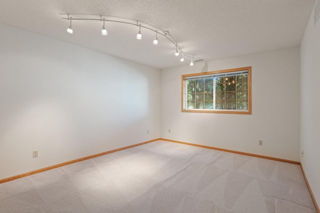 745 Sterling Court, Mahtomedi, MN 55115