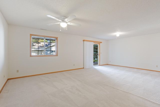 745 Sterling Court, Mahtomedi, MN 55115