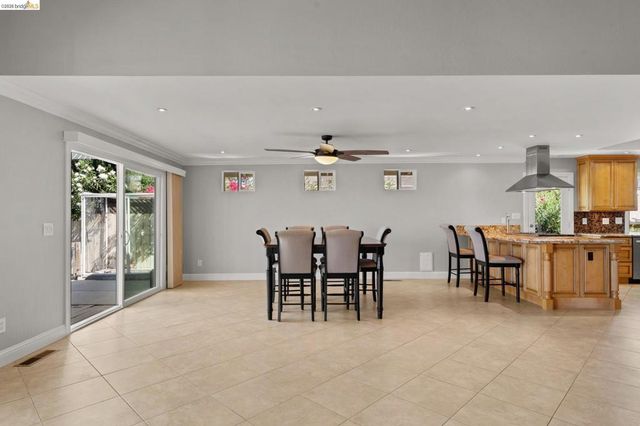 1056 Discovery Bay Blvd, Discovery Bay, CA 94505